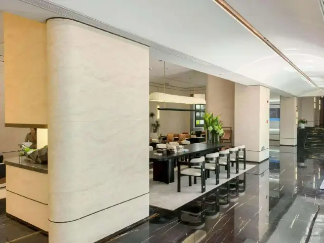 Travertine — Hefei Hotel